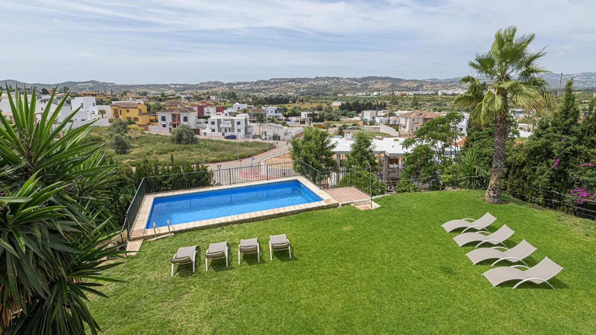 Villa Paisible - Villa With Private Pool In Mijas Santa Fe de los Boliches