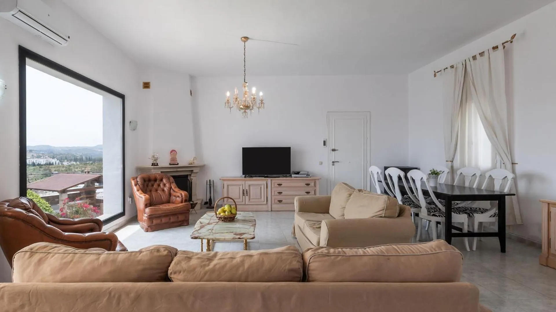 Villa Paisible - Villa With Private Pool In Mijas Santa Fe de los Boliches Spain